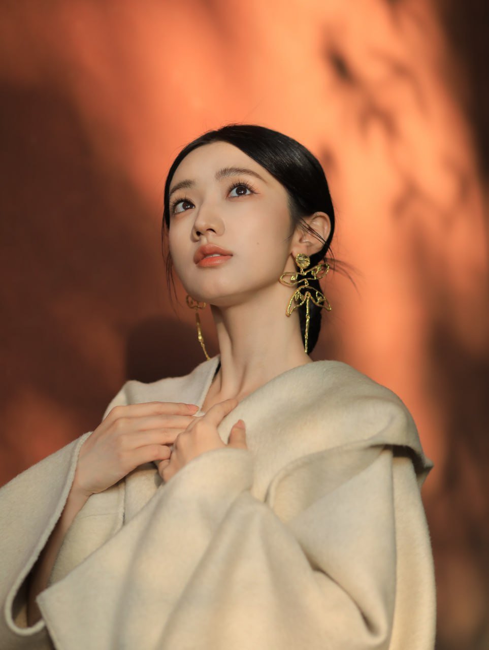 包养恋爱中的心理策略与误区