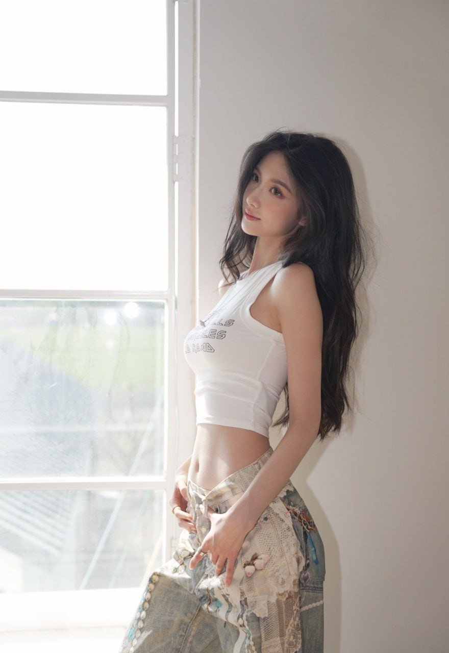 在包养关系中如何保持自我与成长：生活化心理策略