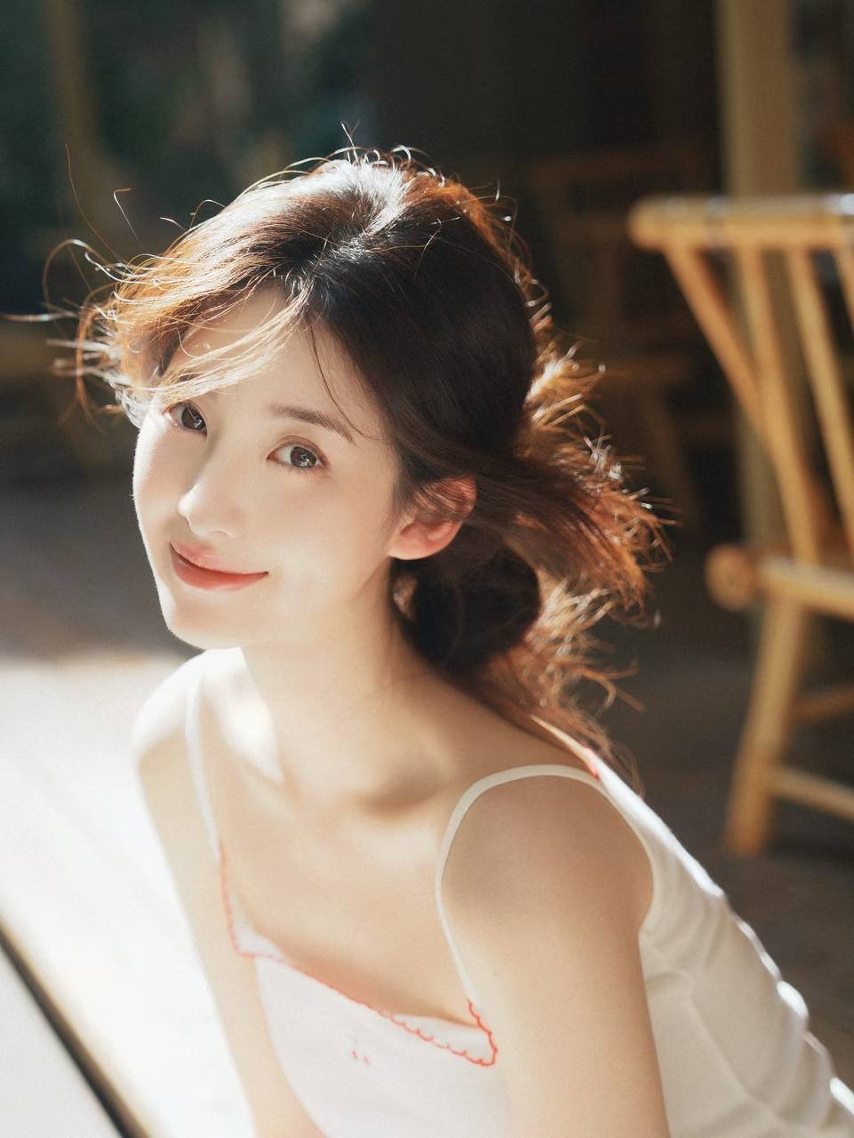 在包养与自尊之间寻找平衡的成长旅程