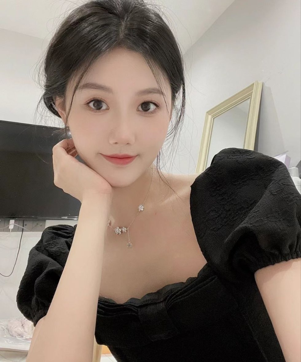 在扬州瘦西湖的邂逅中探寻包养的微妙关系