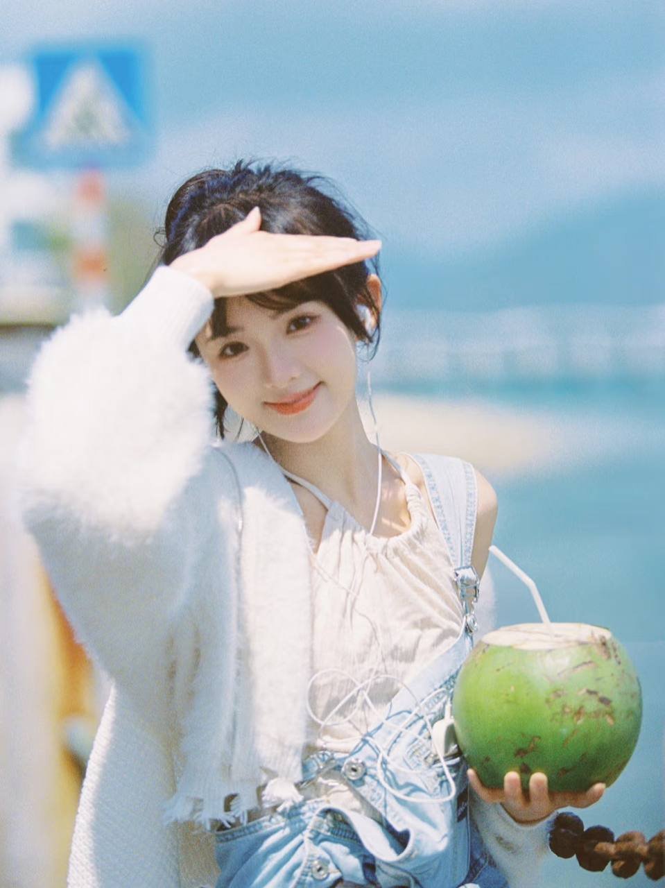 包养女教师的那些事儿：从合同到文化的烟火人生