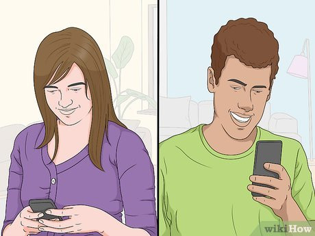 Step 2 Text him throughout the day to remind him you’re thinking of him.