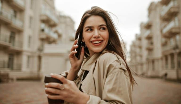 她是在故意欲擒故纵吗？29个信号帮你读懂女生心思，淡定应对